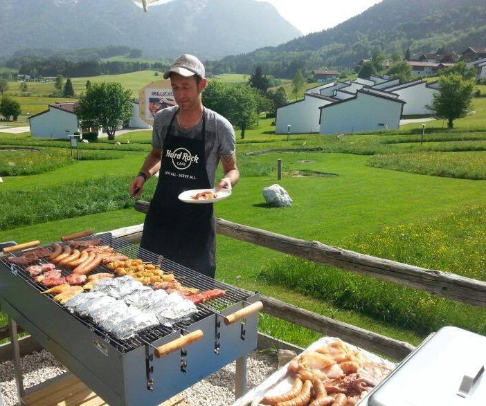 Soccerpark Inzell Alm Grill Soccerpark Inzell Alm Hütte Grillen Essen